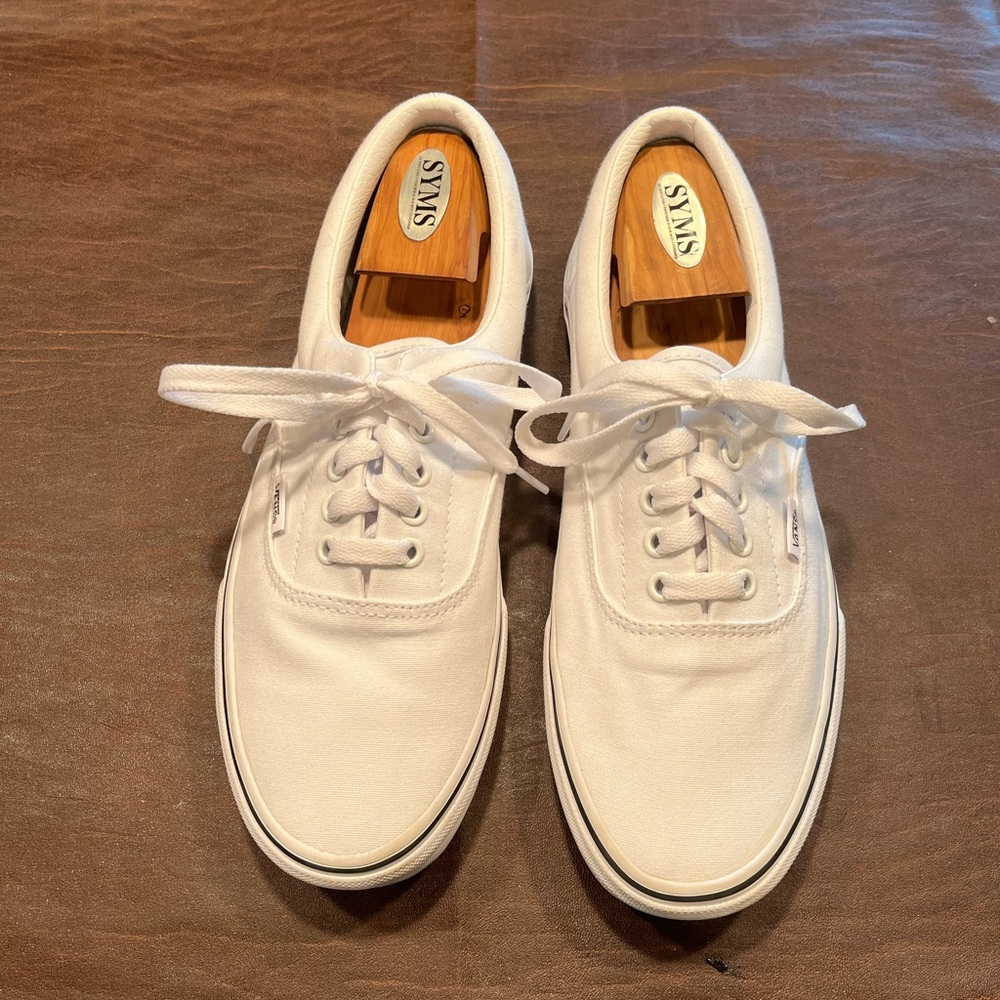 Vans - White Classics